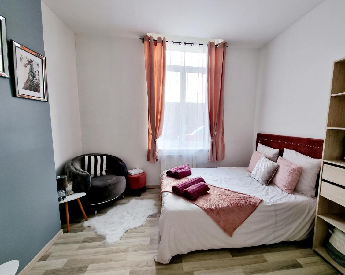 Oasis Citadine Terrasse Intime Jardin Privatif En Plein Centre Ville 70M2 Cambrai Dış mekan fotoğraf