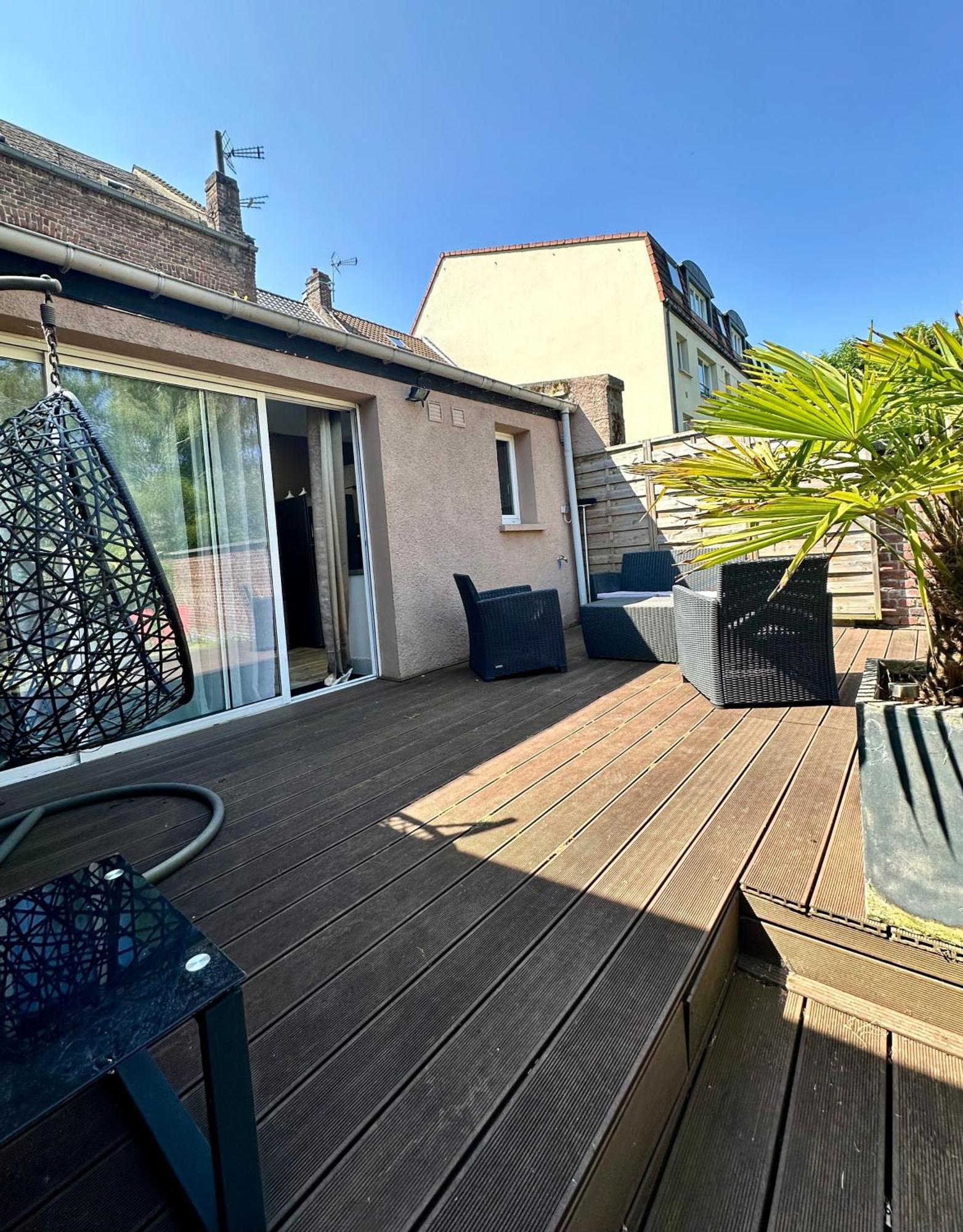 Oasis Citadine Terrasse Intime Jardin Privatif En Plein Centre Ville 70M2 Cambrai Dış mekan fotoğraf